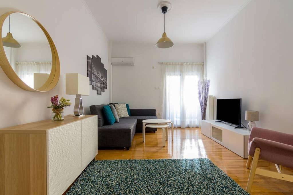 Brand New Decorated Flat For 4 Ppl In Pagrati Apartamento Atenas Exterior foto